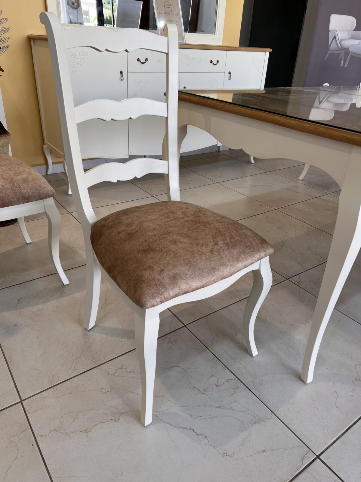 Table à manger chêne – Image 5